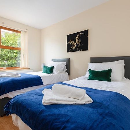 Albert - 5 Bedrooms Sleeps 11 Parking Wi-Fi Contractors Preston  Exteriér fotografie