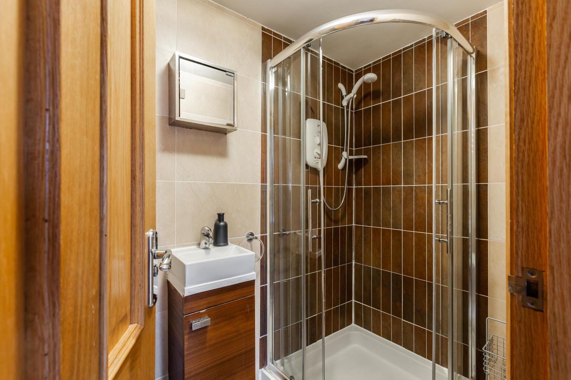 Albert - 5 Bedrooms Sleeps 11 Parking Wi-Fi Contractors Preston  Exteriér fotografie
